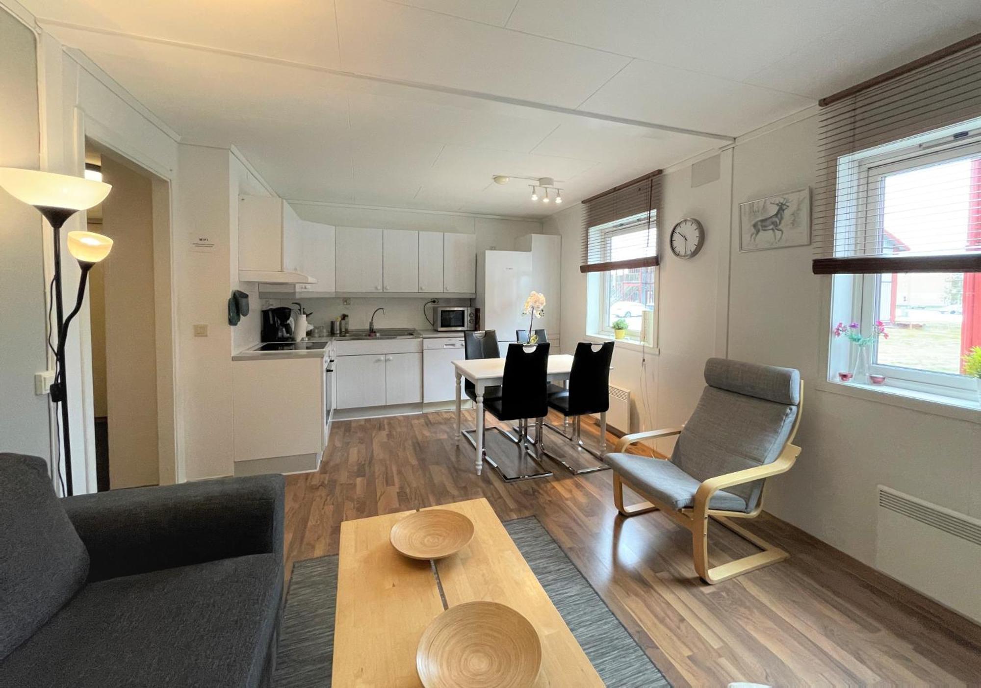 Lassiebyn 10 Entire Apartment With Parking & Kitchen Branas Exterior photo